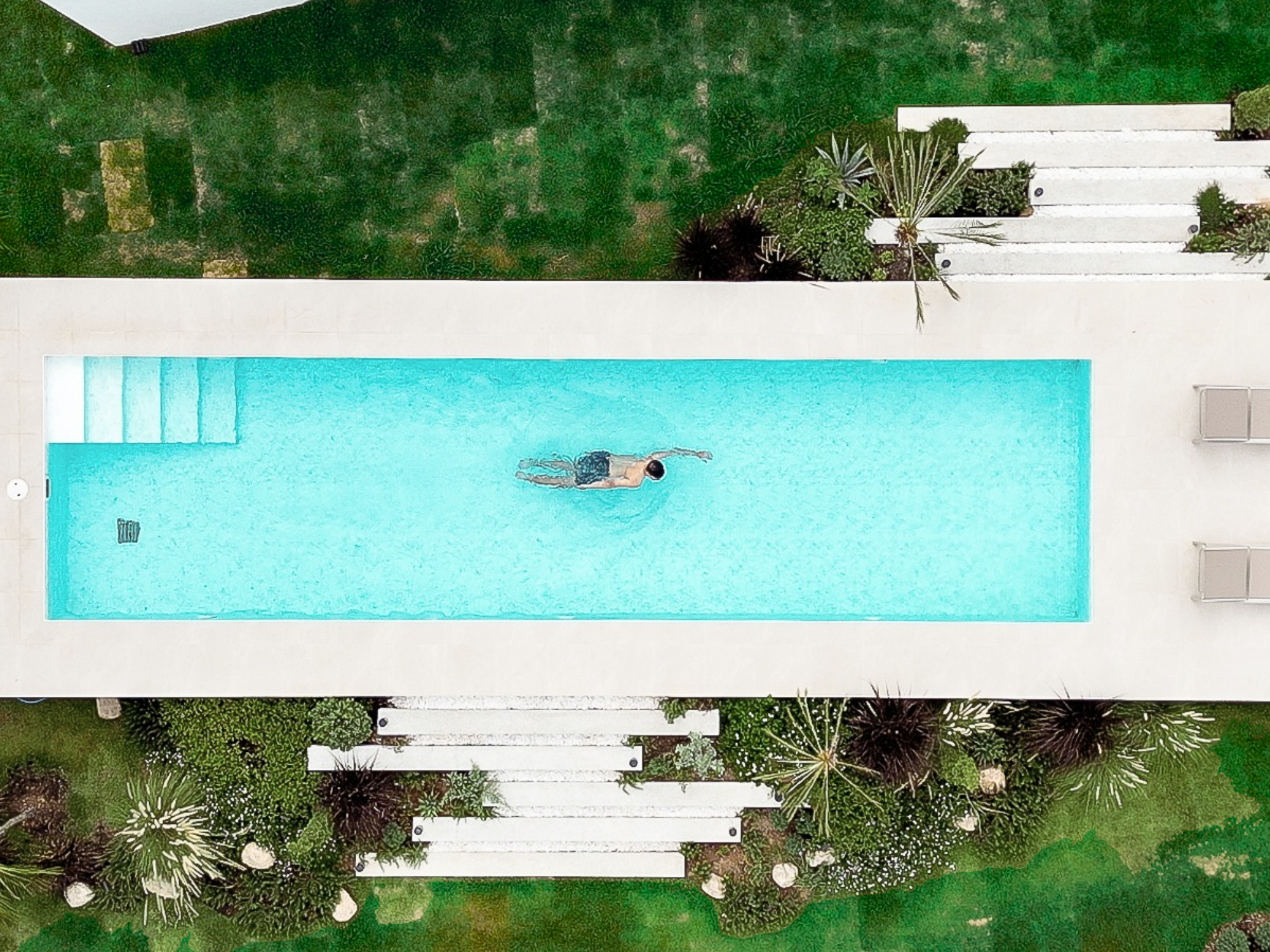 Pool aerial